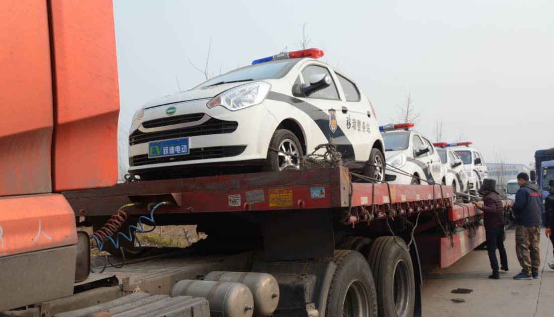 陕西12台跃迪电动巡逻车批量发车，助力当地治安防控工作