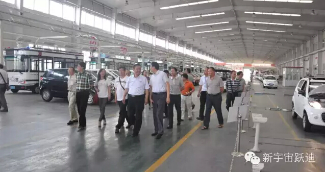 云南楚雄彝族自治州人民政府周兴国副州长一行到跃迪集团参观交流