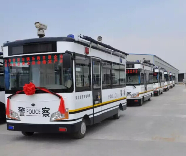 跃迪移动警务室、电动巡逻车前往贵阳高速—高速执勤，安全放