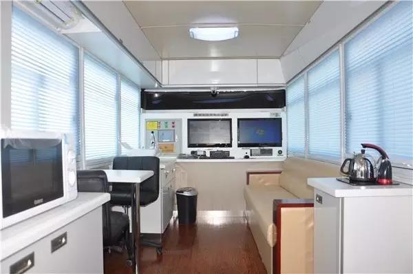 跃迪移动警务室批量发往天津——跃迪·初雪过后更见威严