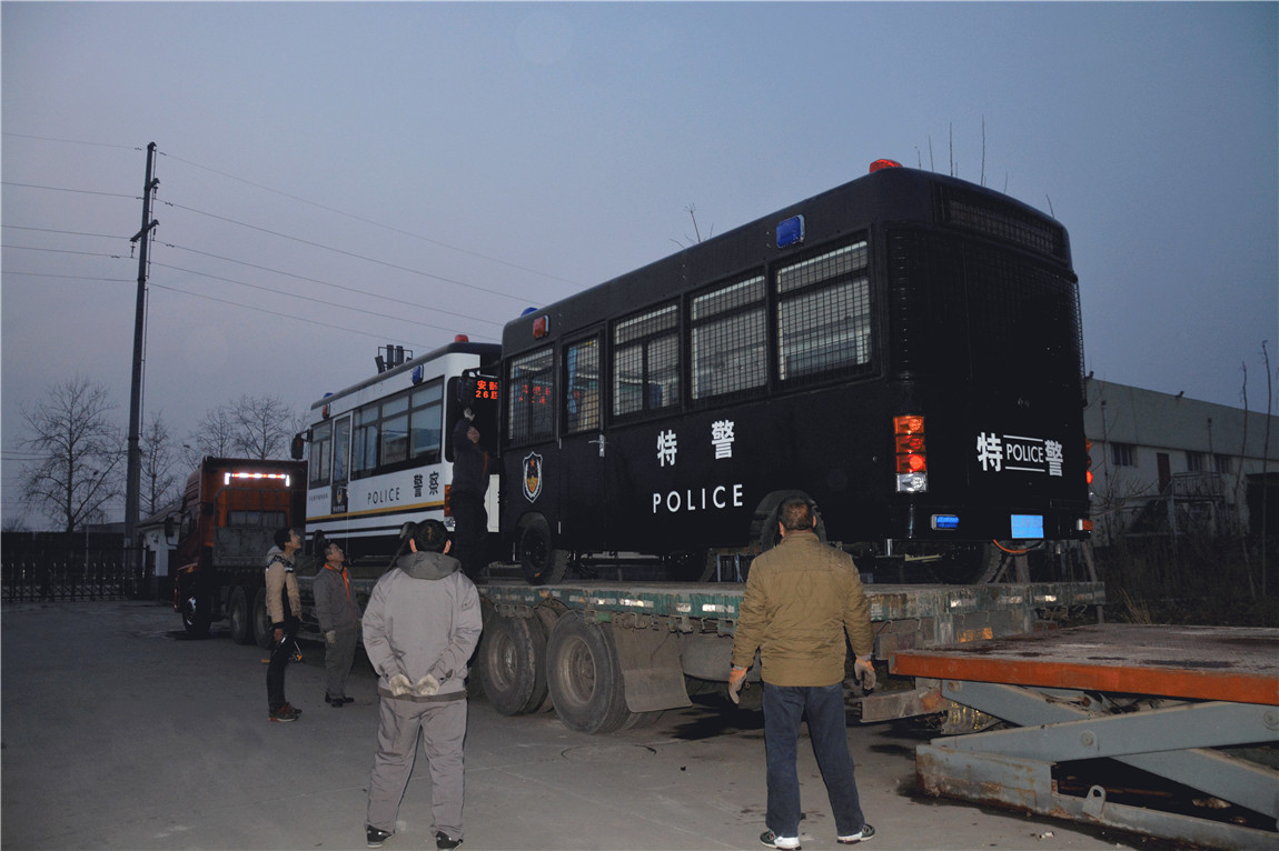 年关将近，跃迪移动警务室再出发，批量发往四川