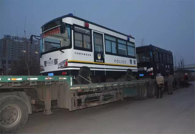 年关将近，跃迪移动警务室再出发，批量发往四川