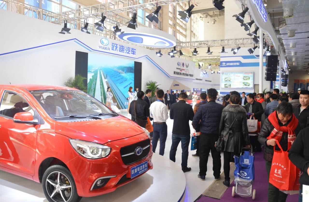 跃迪新品绚丽亮相济南展，霸气开启2017行业财富之门