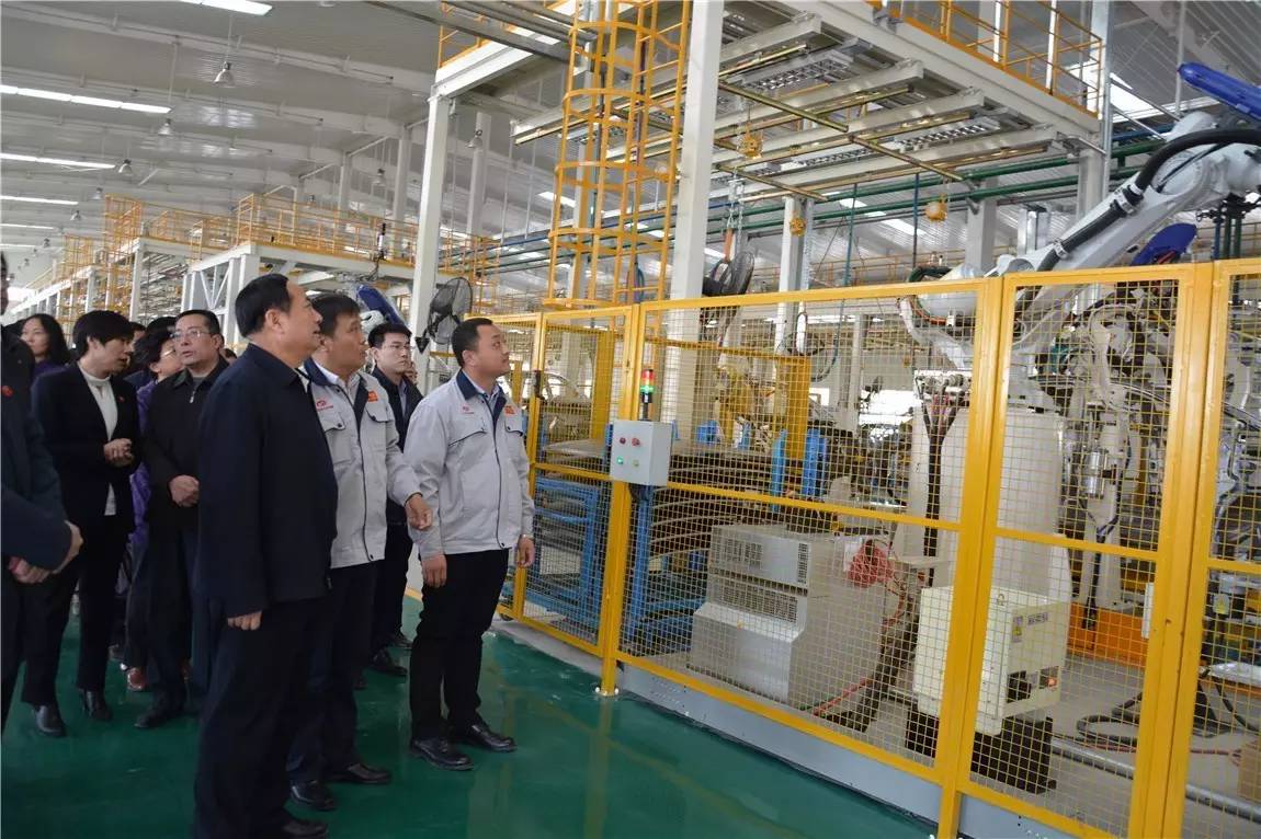 石家庄市代市长邓沛然一行到河北跃迪新能源科技集团考察调研