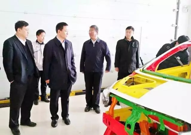 河北省台湾同胞联谊会王耀冀会长一行莅临跃迪集团慰问台湾籍专家