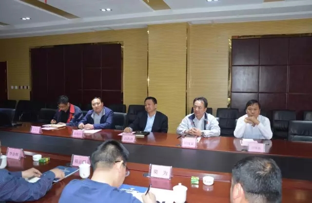 东风襄阳旅行车有限公司总经理祝云耀一行到河北跃迪集团参观考察