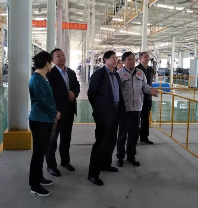石家庄市政府观摩团一行到河北跃迪集团参观考察