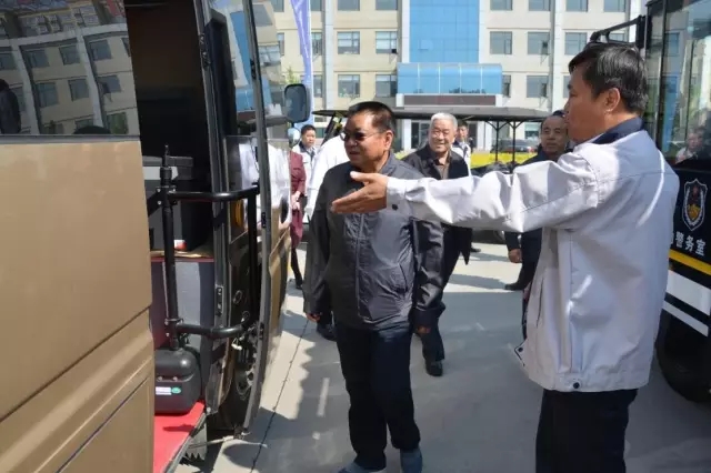 原河北省委常委、省纪委书记臧胜业一行到河北跃迪集团参观考察