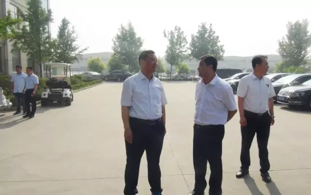 河北省委党校2016级研究生学员到跃迪电动汽车生产基地参观学习