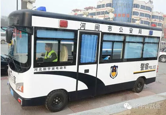 跃迪移动警务室全天候执勤，有效保障河间人民安全