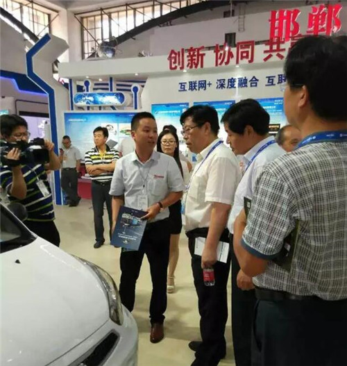 跃迪集团携旗下全系跃迪新能源汽车闪亮亮相中国·河北国际经济贸易洽谈会