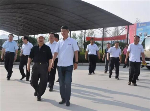 国务院南水北调办总经济师朱卫东一行领导到跃迪集团旗下陕西跃迪新能源汽车有限公司调研