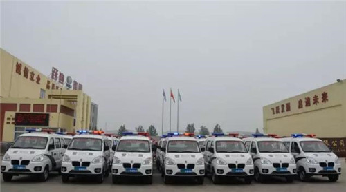 首批跃迪电动巡逻车批量发车河北省涿州市公安局 ·整治治安秩序，创建幸福家园