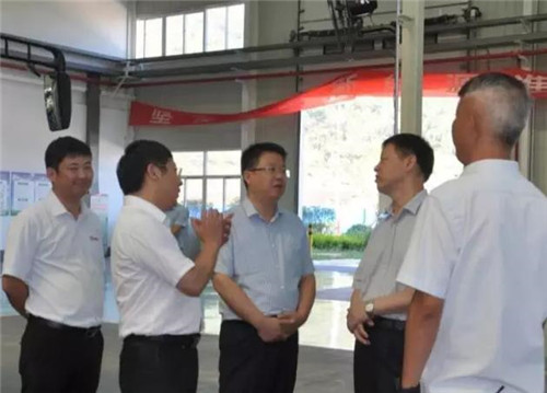 张文波一行领导对陕西跃迪的稳步发展给予肯定并寄予期望