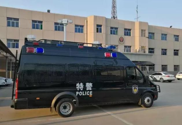 跃迪通讯指挥车、跃迪移动警务室发车石家庄机场公安分局——加大执勤力度，维护机场安全