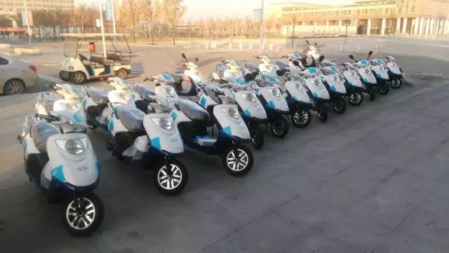 电动摩托车图片