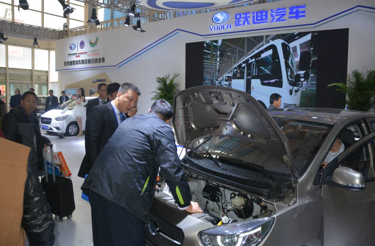 电动汽车的价格