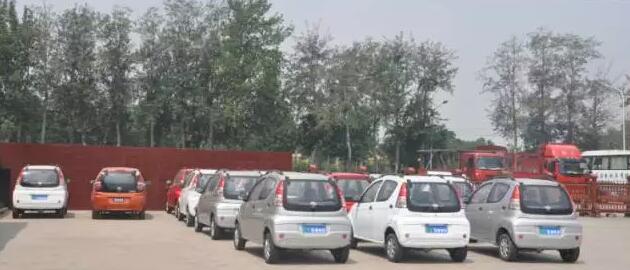 跃迪电动汽车批量发车陕西——开启“绿色出行”新风尚