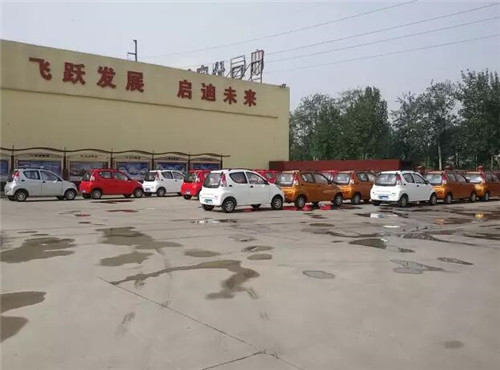 跃迪电动汽车批量发车四川——让守信者一路畅通