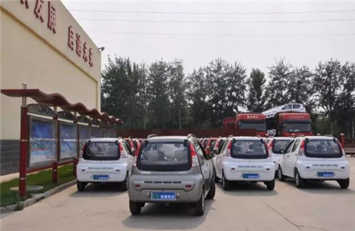 跃迪电动汽车批量发车湖南——打起精神动起来