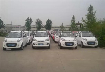 跃迪电动汽车批量发车四川——向理想出发
