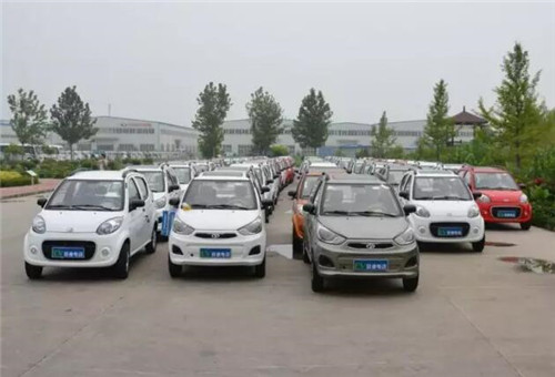 跃迪电动汽车大批量发车全国多地——跃迪销售火爆，销量继续攀升