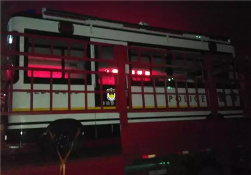 跃迪移动警务室连夜发车天津—助力社会治安秩序
