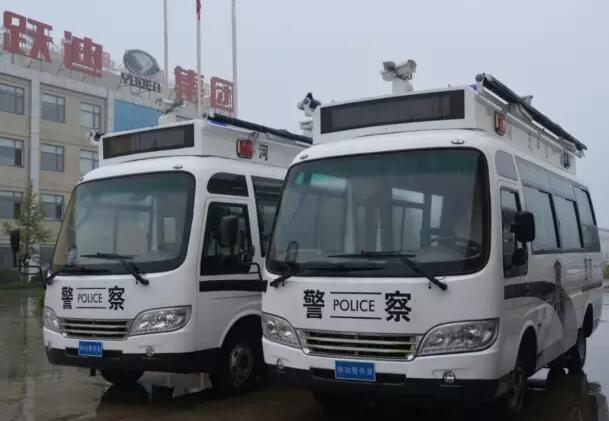 跃迪燃油版移动警务室准备发车张家口市——缓解基层民警执勤压力，快捷高效解决民众需求