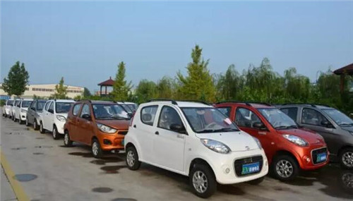 跃迪电动汽车批量发车山西——跃迪·驶入寻常百姓家