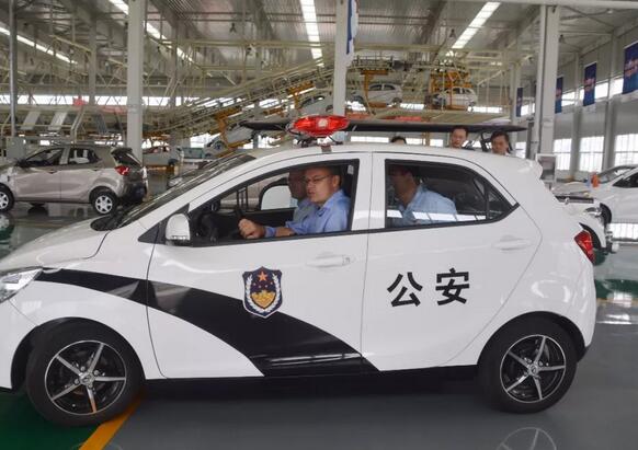 德国欧拉巴士一行到跃迪集团参观考察