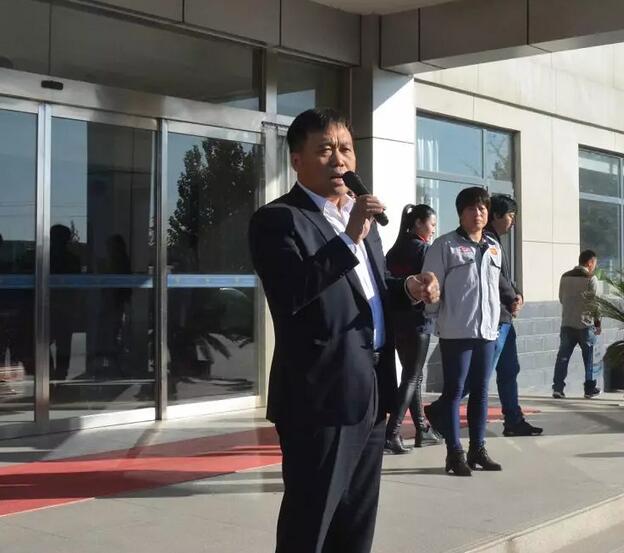 河北科技大学优秀应届毕业生来集团参观