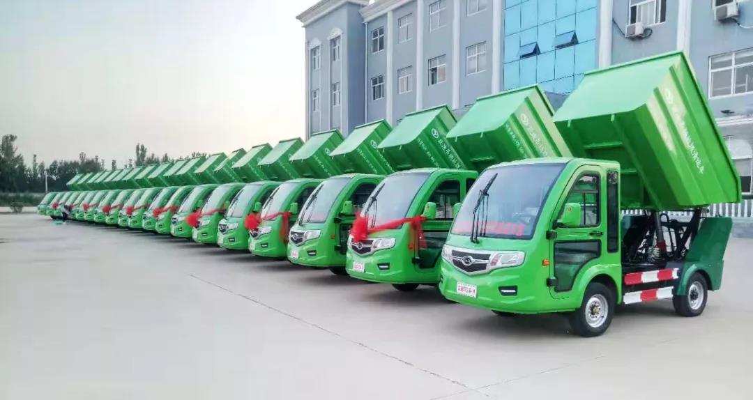 【环保卫士】跃迪吊桶垃圾清运车发往山东省