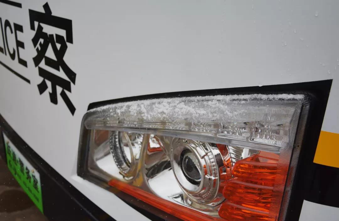 风雪无阻保发车 | 跃迪移动警务室批量发往河南省