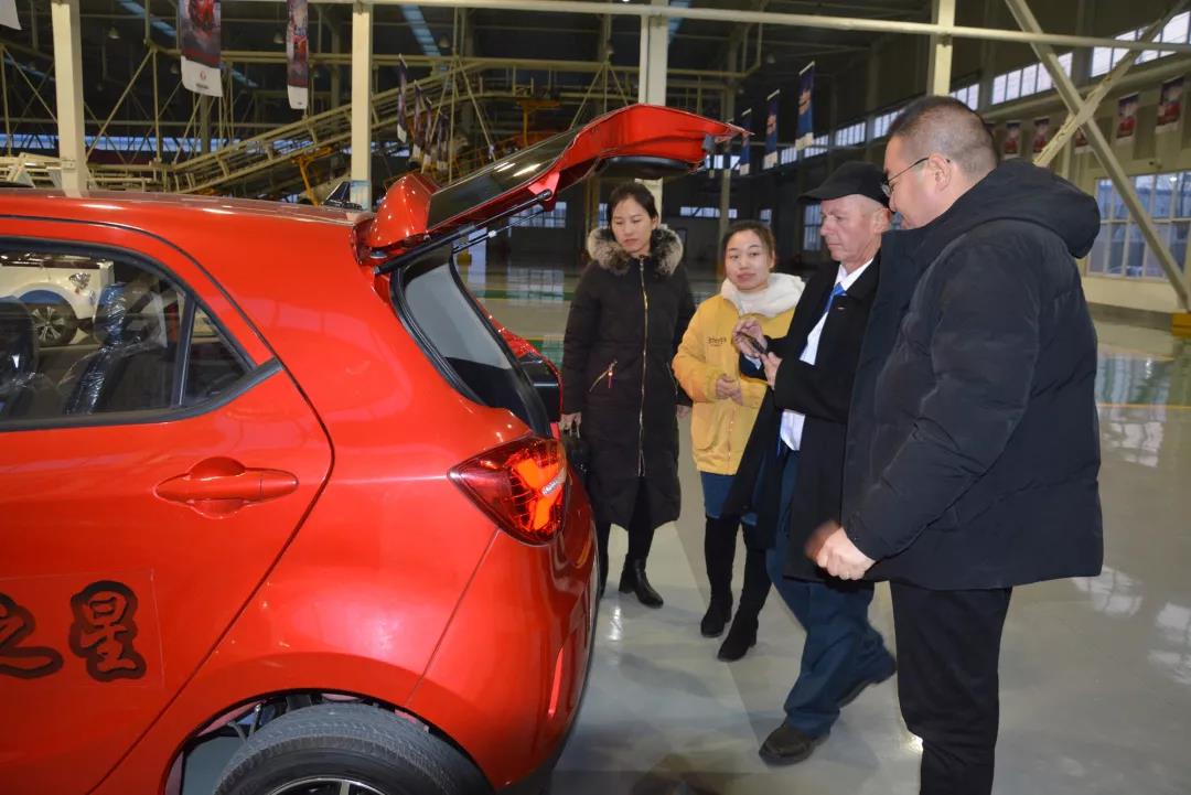 【定位全球 迈向欧洲】欧洲马其顿阿利捷买都有限公司董事长博古斯拉乌到跃迪集团参观考察