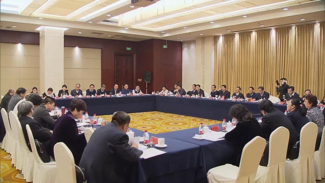 省政协委员学习讨论省委书记王东峰讲话 审议省政协常委会工作报告和提案工作情况报告