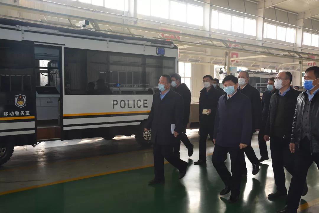 省委常委、石家庄市委书记邢国辉莅临跃迪集团调研考察防疫工作站生产情况