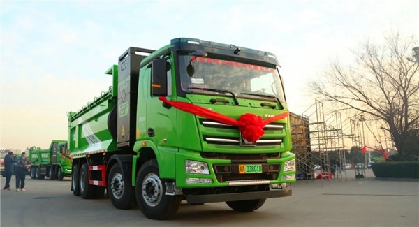 住在石家庄.企业建在石家庄.更要热爱石家庄.为石家庄建设发展作贡献—跃迪集团董事长吕洪涛