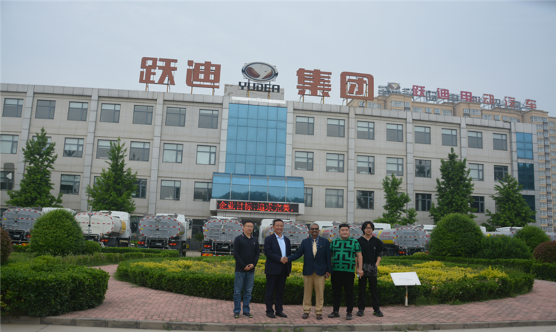 一带一路 | 印度客商到跃迪集团参观洽谈